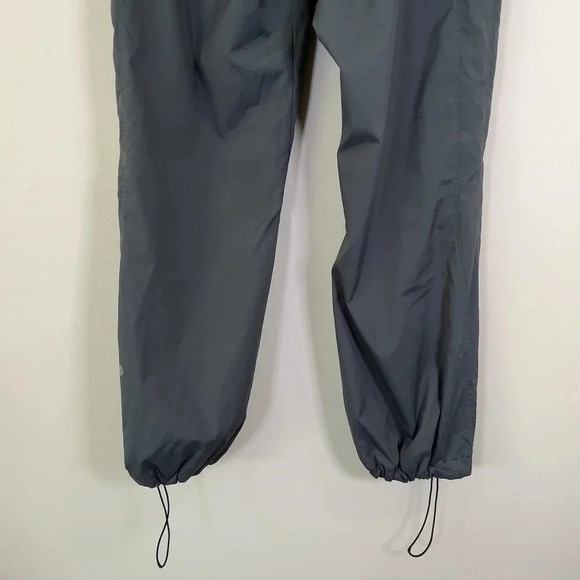 LULULEMON | LINED SOFTSHELL COVERED POCKETS ELASTIC CUFFS CAPRI PANT - Picture 10 of 13